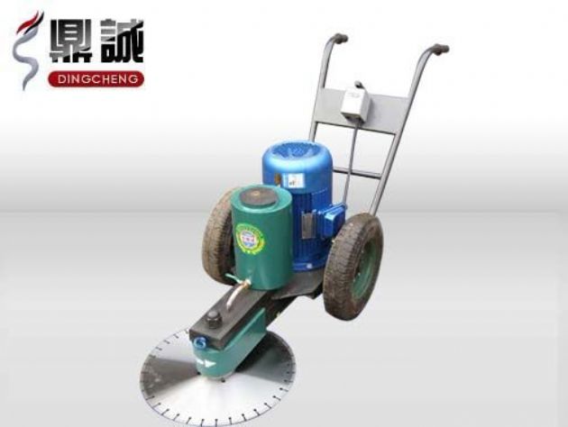 點(diǎn)擊查看詳細(xì)信息<br>標(biāo)題：手推式切樁機(jī) 閱讀次數(shù)：14575