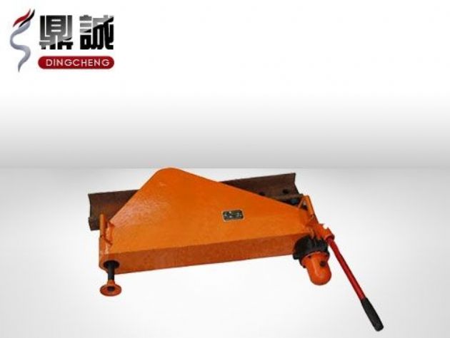 點擊查看詳細信息<br>標題：垂直液壓彎軌機 閱讀次數：4998